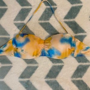 Victoria’s Secret bikini top